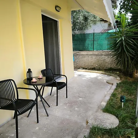 Port View, Veranda, 80 Sqm, Spacious Place For 6 Apartman Szaloniki