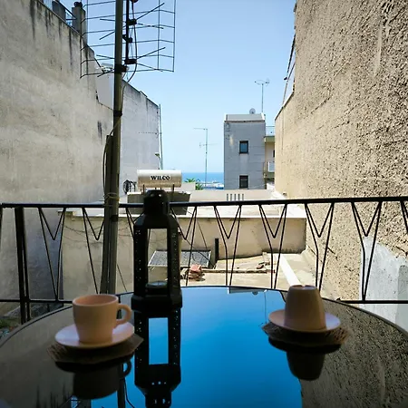 Port View, Veranda, 80 Sqm, Spacious Place For 6 Apartman Szaloniki