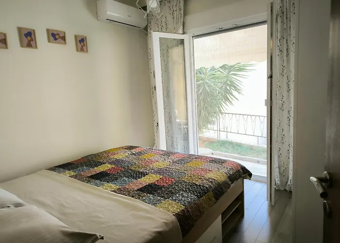 Apartament Port View, Veranda, 80 Sqm, Spacious Place For 6
